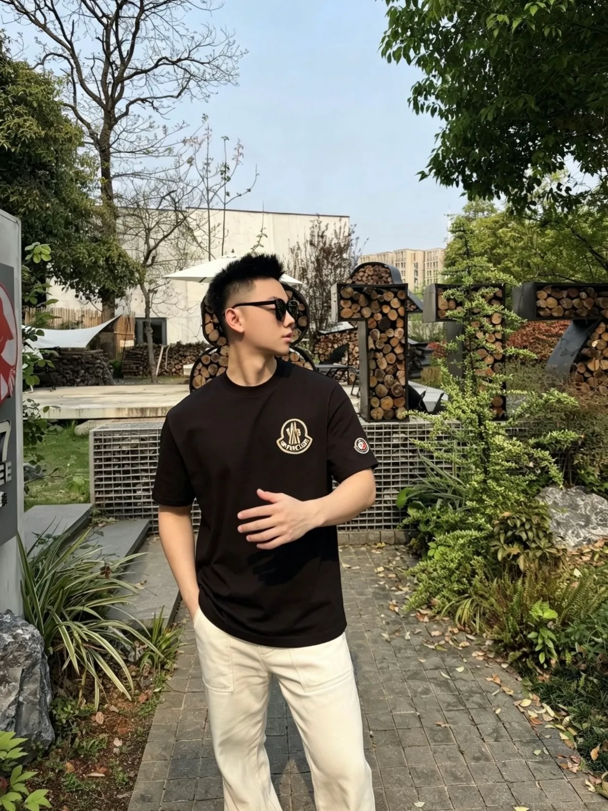 MONCLER T